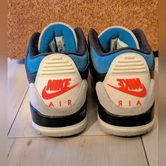 EUC!! Nike(10), Jordan 3 Retro OG 'RARE AIR'- Black Cement - Picture 6 of 8